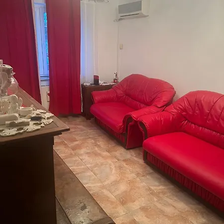 Apartment Uccello